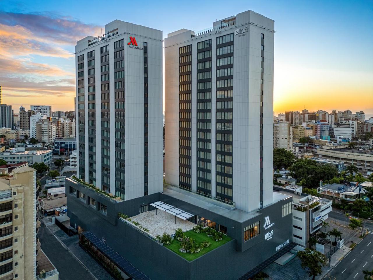 Aloft Santo Domingo Piantini Hotel ภายนอก รูปภาพ