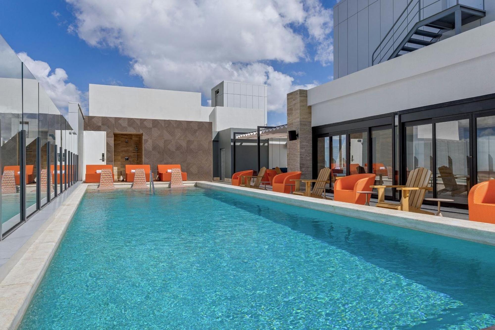 Aloft Santo Domingo Piantini Hotel ภายนอก รูปภาพ