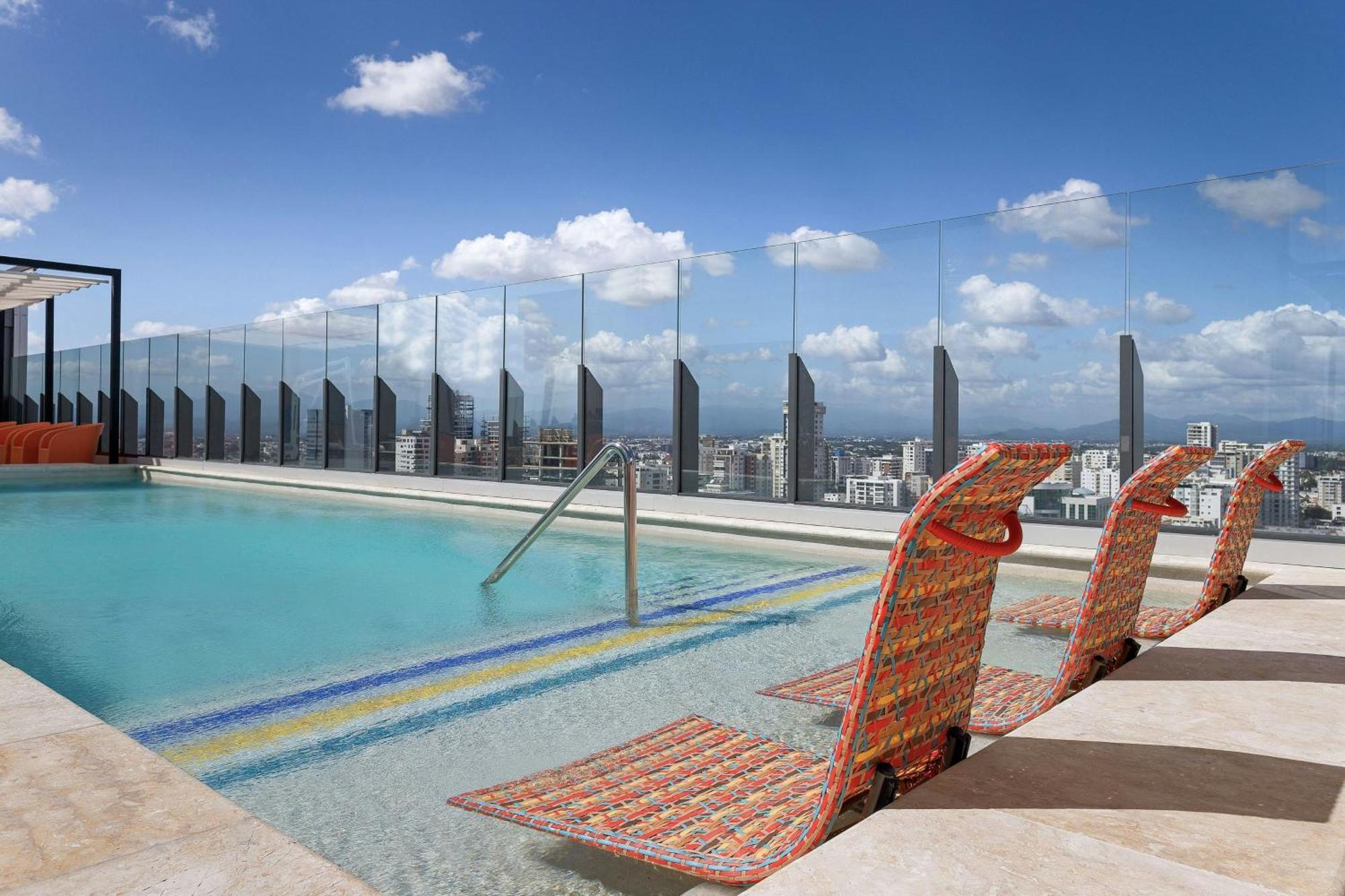 Aloft Santo Domingo Piantini Hotel ภายนอก รูปภาพ