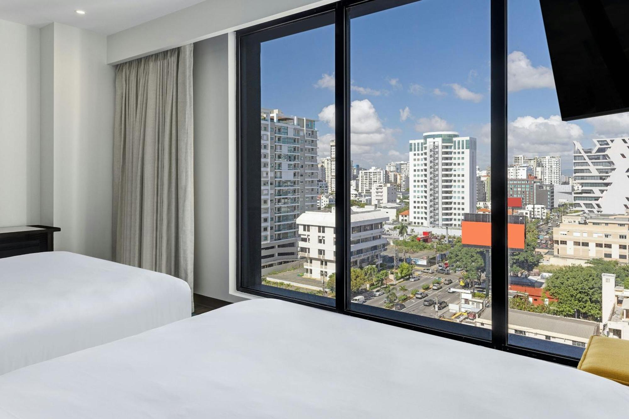 Aloft Santo Domingo Piantini Hotel ภายนอก รูปภาพ