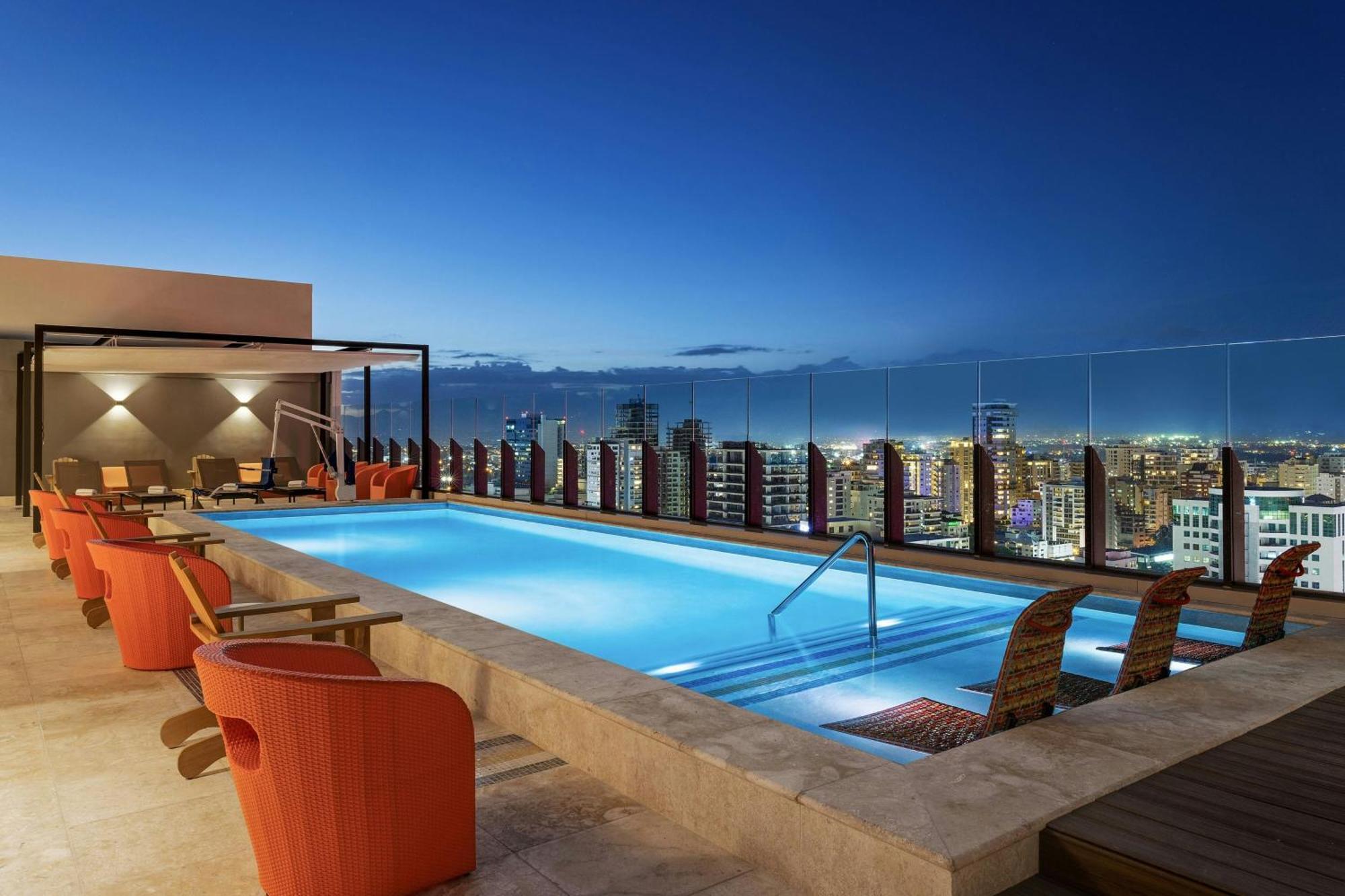 Aloft Santo Domingo Piantini Hotel ภายนอก รูปภาพ